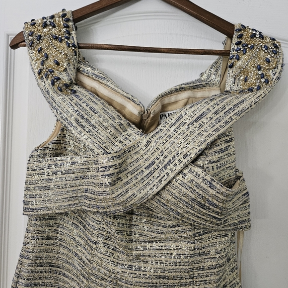 Parker 108 Gold & Navy midi V Neck dress with embellishments sz 6 - Picture 3 of 10